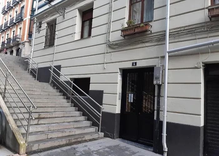 Habitación en casa particular Alojamiento En Torre Solokoetxe License Lbi227 *